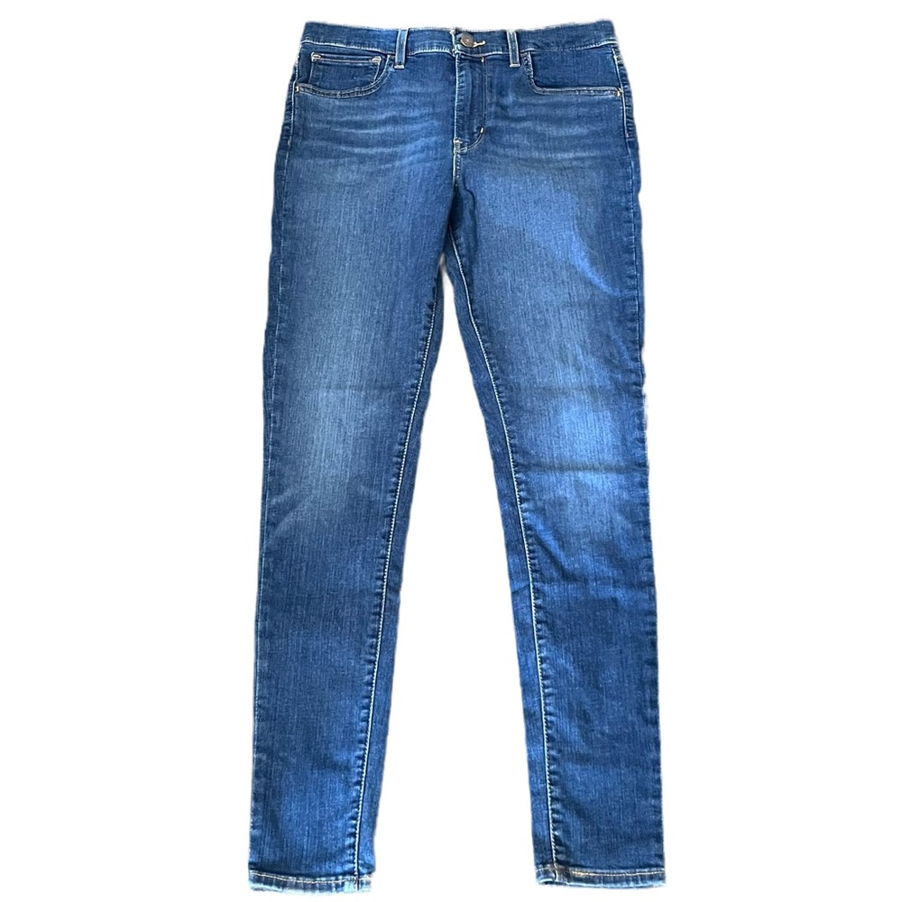 Levi’s 720 High-Rise Super Skinny Jeans, Size 30, Medium Wash, Pre-Owned